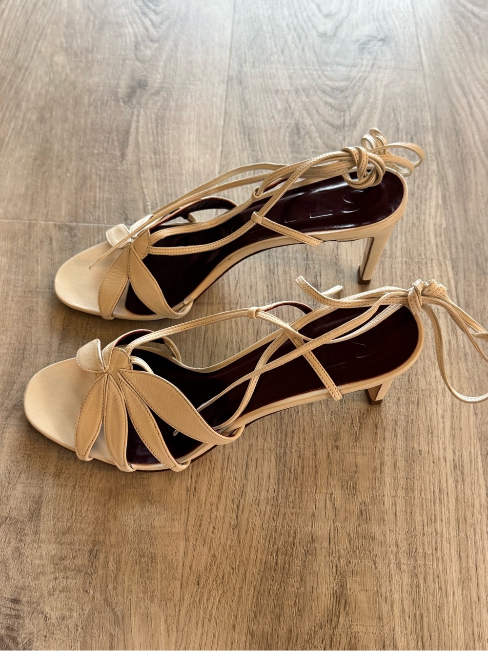 Staud Floral Sandal ankle tie Heels cream size 39 worn once - Picture 3 of 8